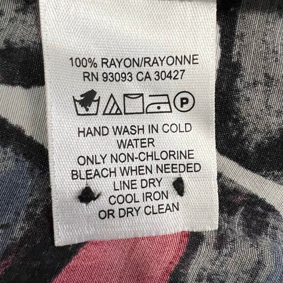 Nic and Zoe NWT Long Sleeve Red Black White‎ Button Up Blouse Size X Small - Picture 8 of 8